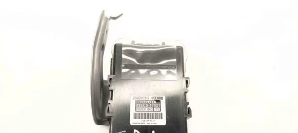 Toyota Prius (XW30) Other devices 895C047021