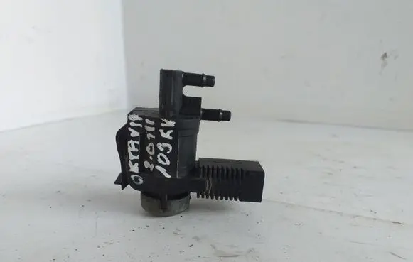 Skoda Octavia Mk2 (1Z) Turbo solenoid valve 1K0906283A