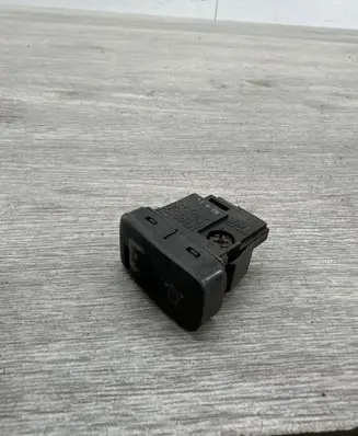 Honda CR-V Headlight level height control switch M20010 AE414