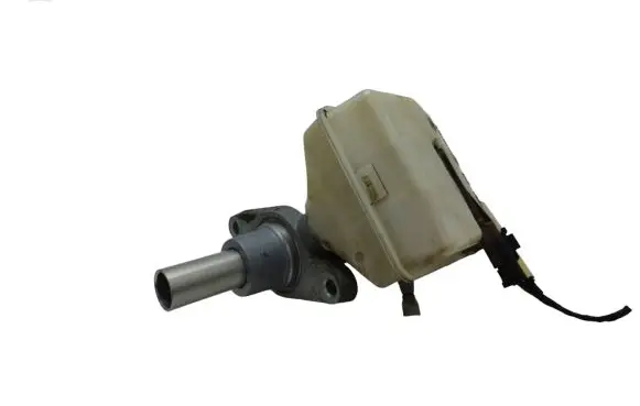 Master brake cylinder
