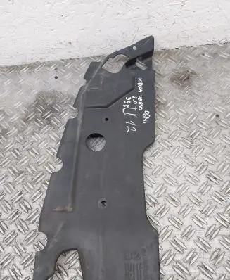 Toyota Corolla Verso AR10 Top upper radiator support slam panel