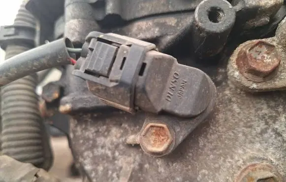 Camshaft position sensor