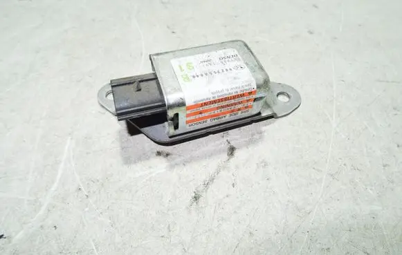 Subaru Forester SG Airbag deployment crash/impact sensor 98235SA040 1879001491