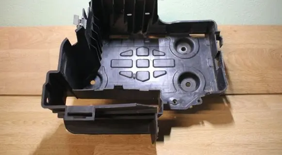 Renault Laguna II Battery box tray 8200183327