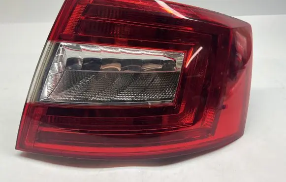 Skoda Octavia Mk3 (5E) Rear/tail lights 5E9945096