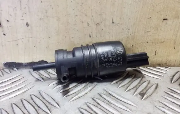 BMW 5 GT F07 Windscreen/windshield washer pump 693416001