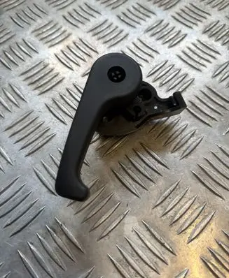 Hyundai Ioniq 5 Engine bonnet (hood) release handle 811812B000
