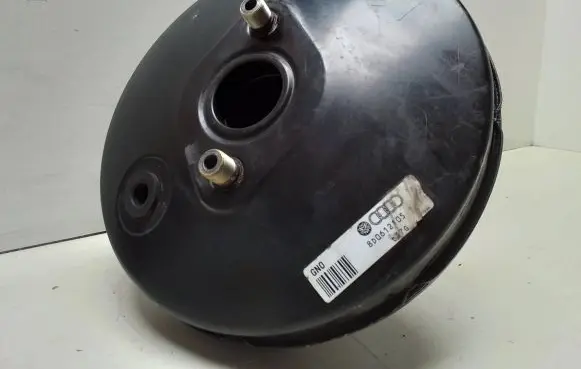 Audi A4 S4 B5 8D Brake booster 8D0612105F