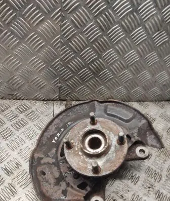 Toyota Yaris Front wheel hub spindle knuckle