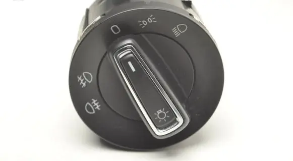 Skoda Superb B8 (3V) Light switch 3V0941431A