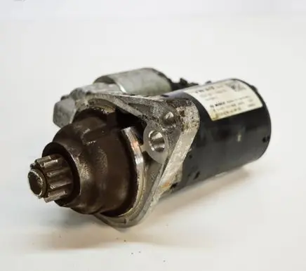 Volkswagen Golf VII Starter motor 02Z911023E