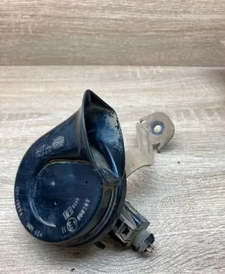 Volkswagen PASSAT B6 Horn signal 3C0951221 WithPlug