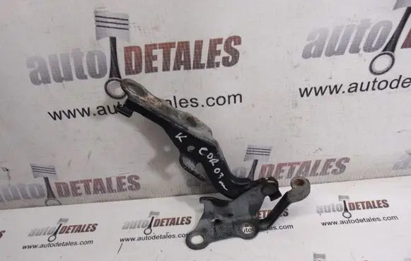 Toyota Corolla E120 E130 Engine bonnet/hood hinges
