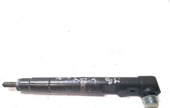 Mercedes-Benz C W204 Fuel injector A6510704987