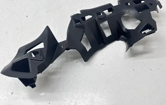 Renault Captur Rear bumper mounting bracket 769479988R 634140132