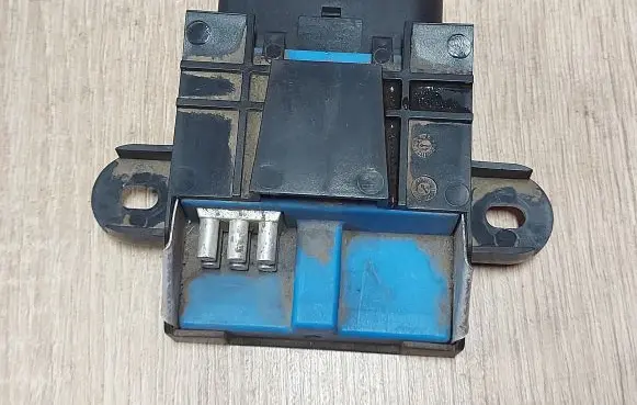 Volkswagen Tiguan Fuel injection pump control unit/module 5N0201320A