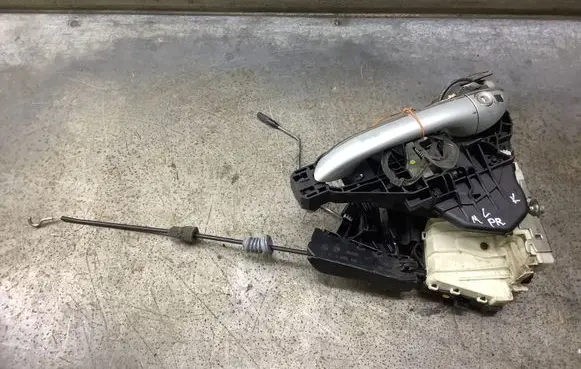 Mercedes-Benz GL X164 Front door lock 994016103 A1647230114