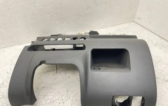 Dashboard lower bottom trim panel