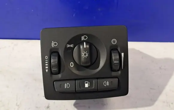 Volvo V50 Light switch 30739300