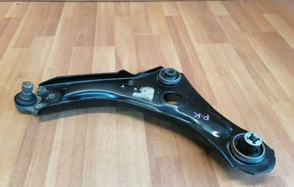 Renault Megane IV Front control arm 545058992R 545057449R 545058397R