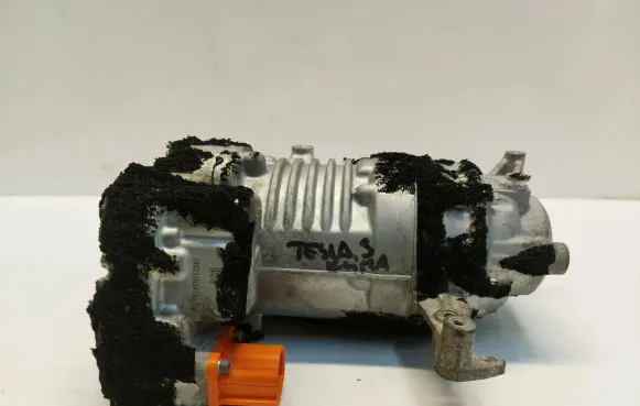 Tesla Model 3 Air conditioning (A/C) compressor (pump) 105231624183