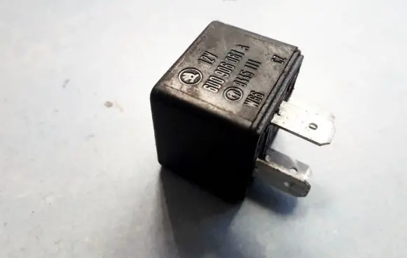 Skoda Octavia Mk1 (1U) Other relay 6u0906061a 9445111
