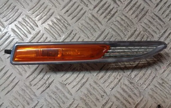 Ford Mondeo MK IV Front fender indicator light 7S7113K354AF