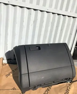 Volkswagen Golf VII Glove box 5G1857097