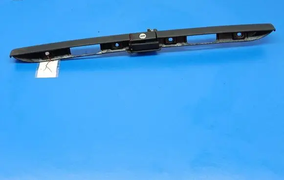 Volkswagen Golf III Tailgate/trunk/boot exterior handle 1H6827571
