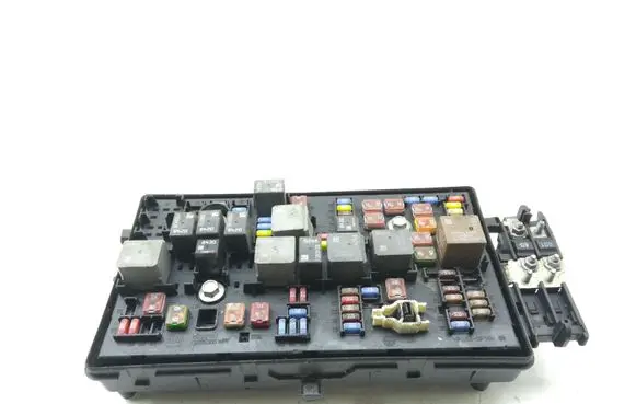 Opel Insignia A Fuse module 13275882 13255300