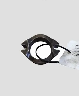 Subaru Outback Fuel Injector clamp holder