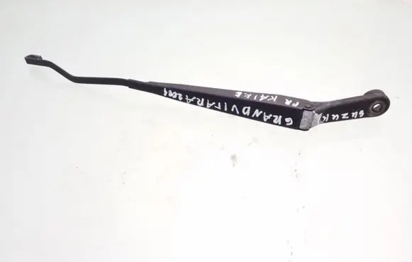 Suzuki Grand Vitara I Front wiper blade arm 5827 1300YH4