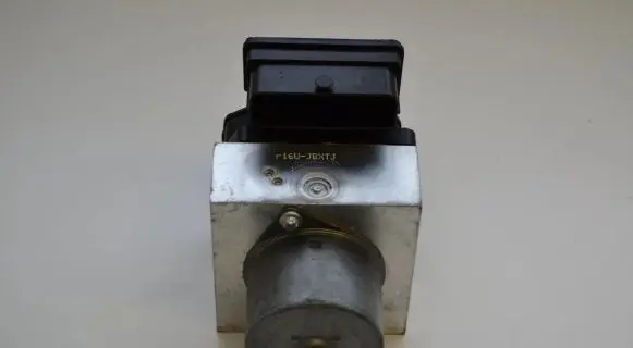Ford Galaxy ABS Pump 8G912C405AB