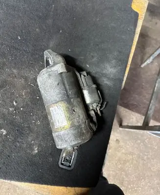 BMW 5 E39 Starter motor E5820N