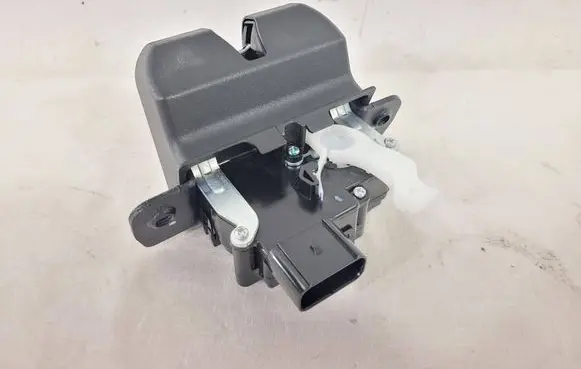 Hyundai Tucson TL Tailgate lock latch 81230D3000