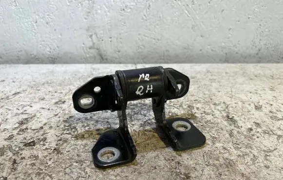 Dodge Durango Front door lower hinge 