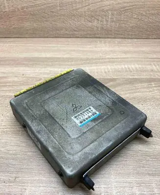 Mitsubishi Carisma Engine control unit/module ECU MD351866 E2T68374