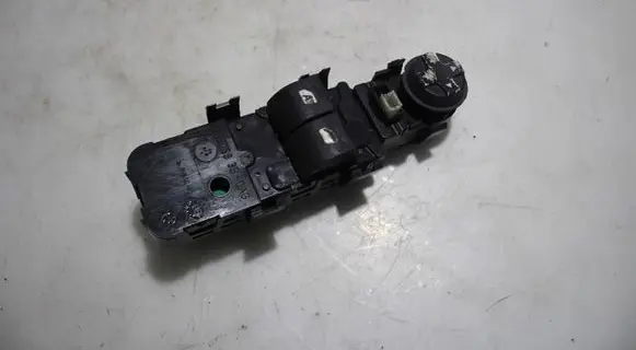 Peugeot 207 Electric window control switch