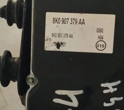 Audi A4 S4 B8 8K ABS Pump 8K0907379AA
