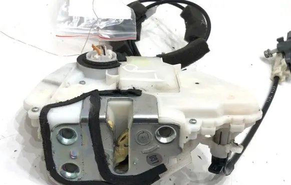 Honda Accord Front door lock