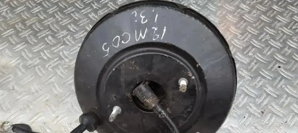 Mitsubishi Colt Brake booster