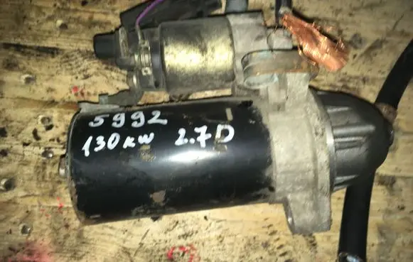 Mercedes-Benz E W211 Starter motor 1009831427