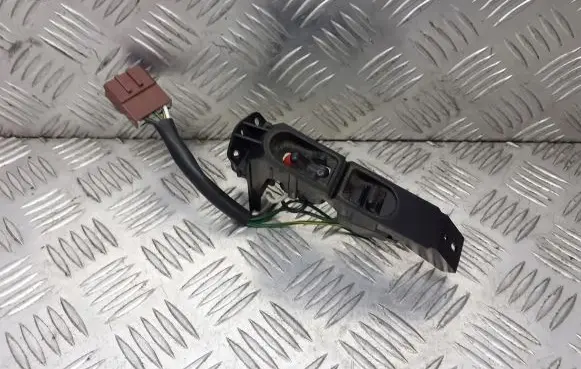 Rover 45 Quarter vent window switch 