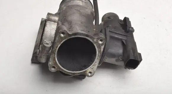 Volvo S60 EGR valve 30743863