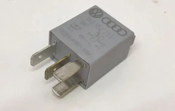 Volkswagen Polo V 6R Other relay 1K0951253