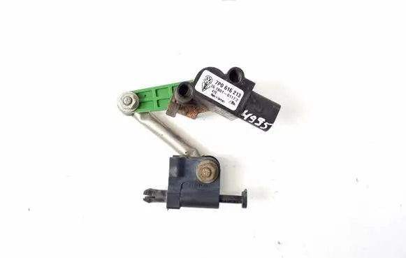 Porsche Cayenne (92A) Air suspension front height level sensor 7P0616213