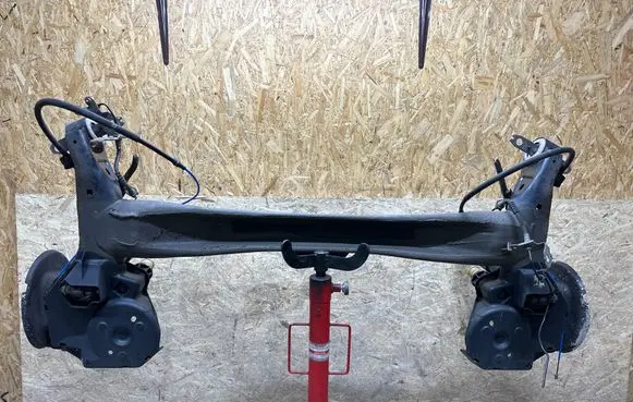 Peugeot 308 Rear beam 