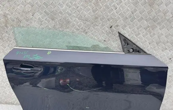 BMW 1 E82 E88 Front door 