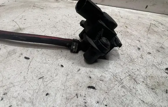 Mercedes-Benz E W212 Air pressure sensor A0071530028