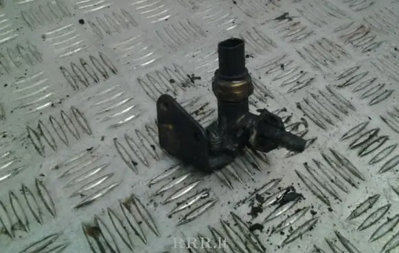 Mercedes-Benz Sprinter W901 W902 W903 W904 Fuel temperature sensor A0041531428